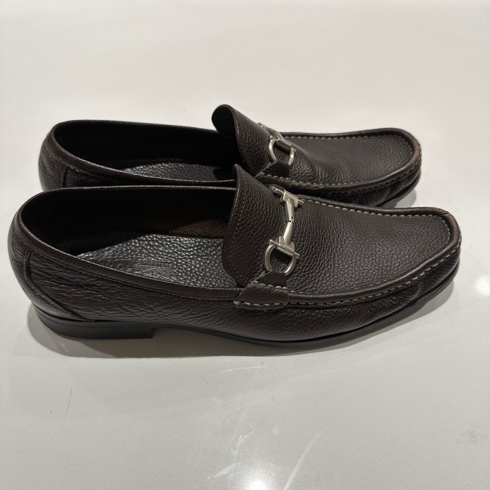 Ferragamo Grained Calfskin Loafer, size 11.